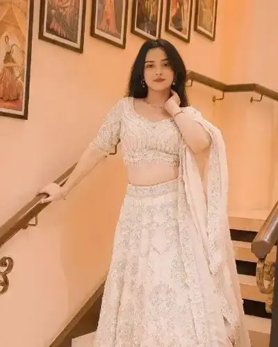 Escort Chandvad